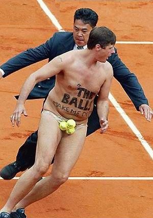 Tu veux mes balles, alors attrape-moi !